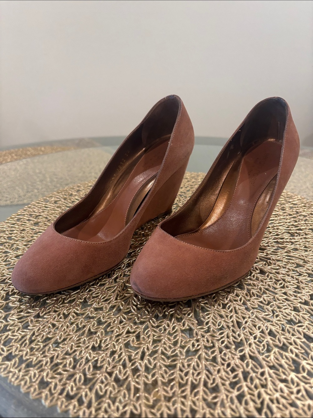 Sergio Rossi Women's Suede Wedge Pumps-size 35 Made in Italy 🇮🇹